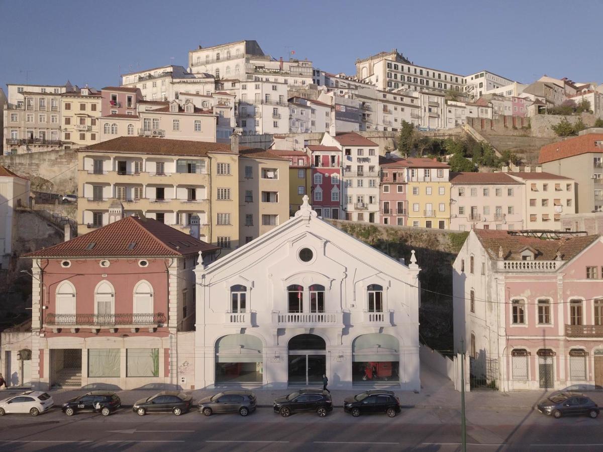 Zero Box Lodge Coimbra Luaran gambar